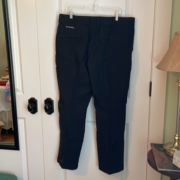 Columbia fleece lined performance cargo pants men’s size 38X 30 - Picture 3 of 4